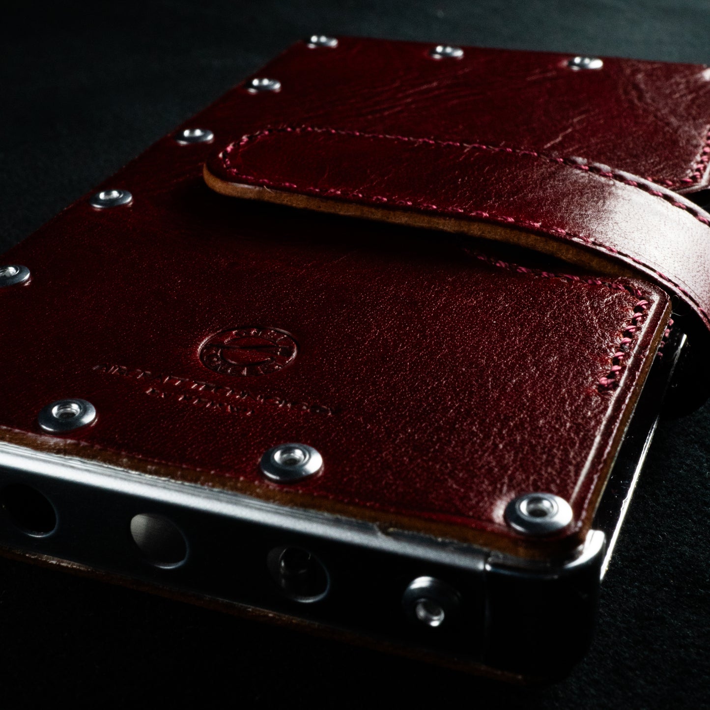【エアロコンセプト】Emijah(名刺入れ）CORFU Red[Limited model]